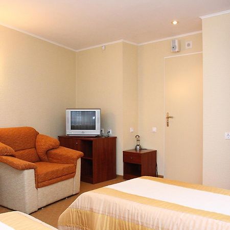 Slavinasport Hotel Zhlobin ภายนอก รูปภาพ