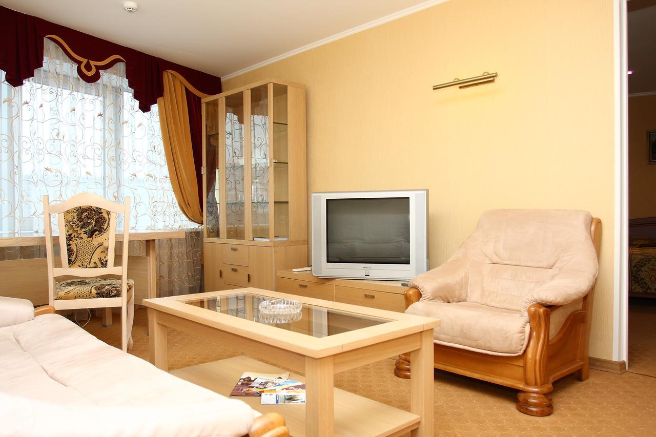 Slavinasport Hotel Zhlobin ภายนอก รูปภาพ