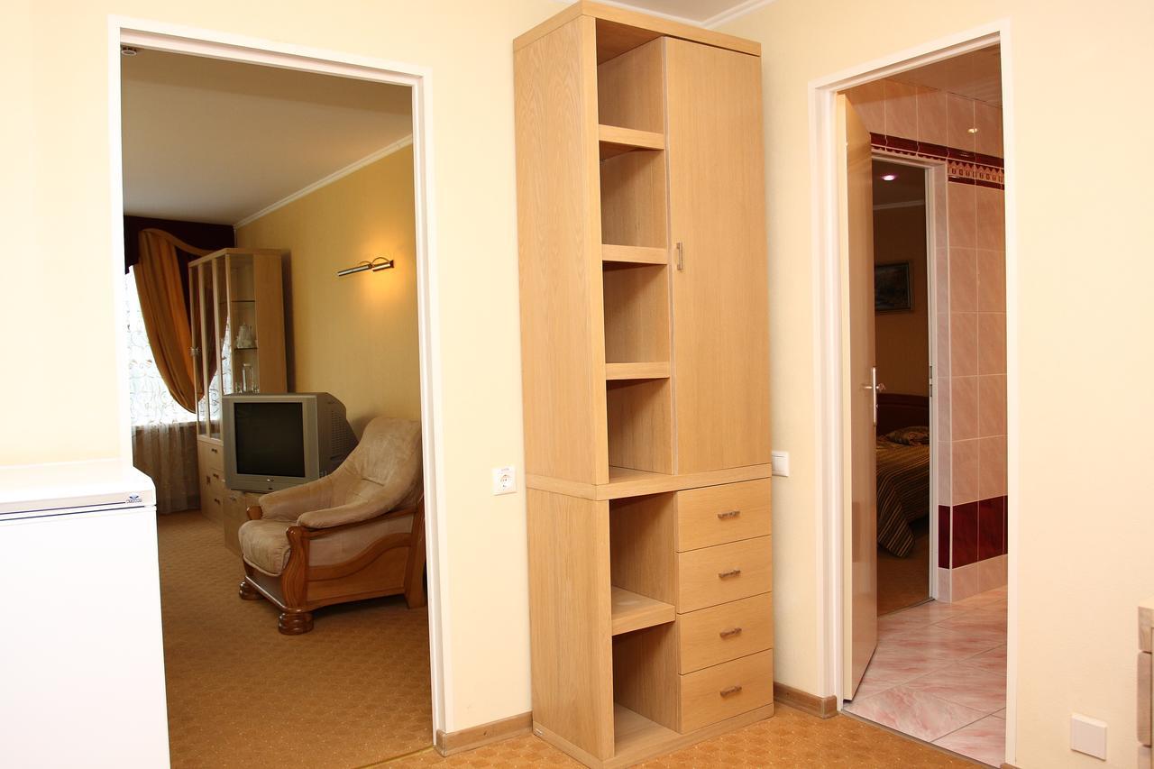 Slavinasport Hotel Zhlobin ภายนอก รูปภาพ